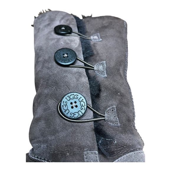 NWOT Authentic UGG Women's Bailey Button Triplet II Boot Chocolate Brown Size 9 - Picture 5 of 12